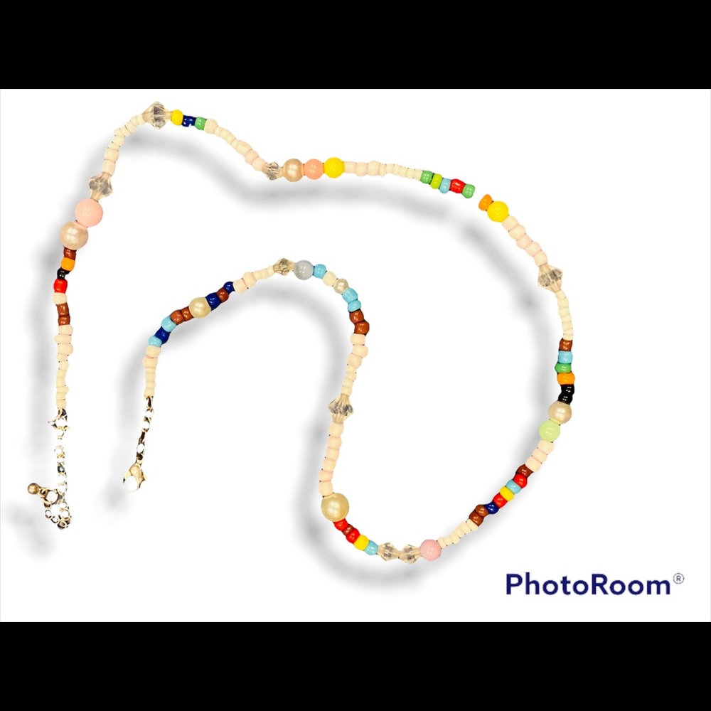 Beaded necklace may vary in pattern
